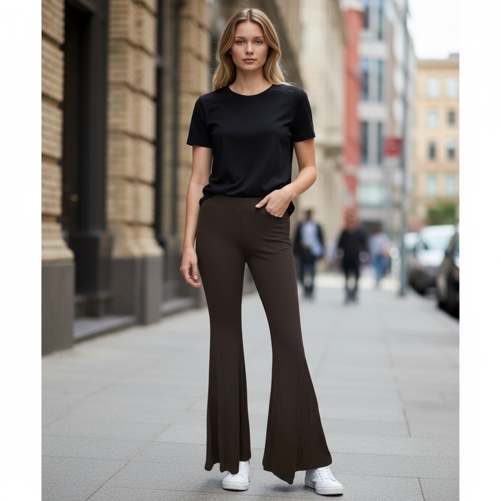 Women’s Brown Flared Leggings
New